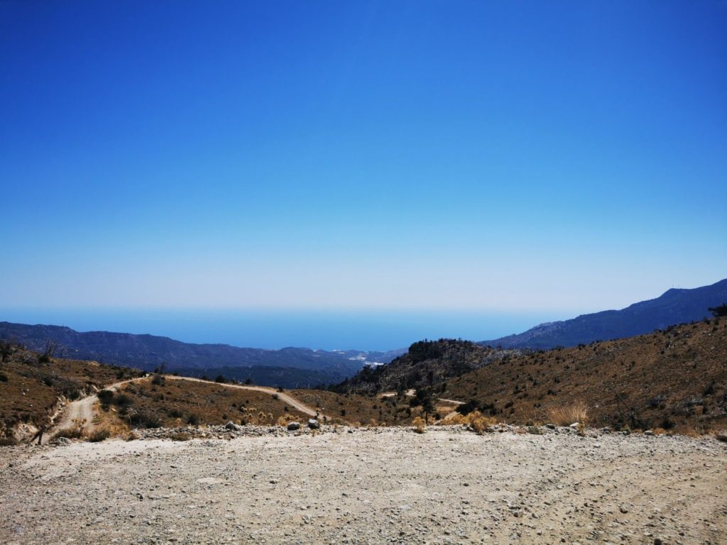 Redescente par le Sud du Plateau de Lathissi en Crète